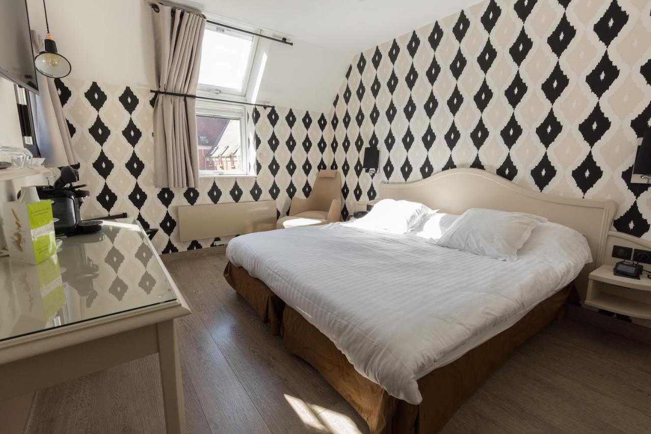 Cit'Hotel - Hotel Le Cedre نويون المظهر الخارجي الصورة