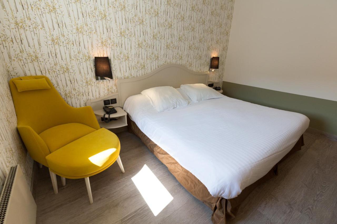 Cit'Hotel - Hotel Le Cedre نويون المظهر الخارجي الصورة